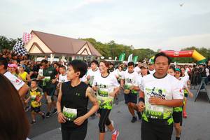 BIB: 
                            <button type="button" onclick="openModal(3530729)" class="btn btn-primary btn-sm float-right btn-popup" data-toggle="modal" data-target=".modal-high-quality">
                        <i class="fas fa-shopping-cart"></i> Add to Cart
                    </button>
                                            <button type="button" onclick="isThisMe(3530729, true)" class="btn btn-success btn-sm float-right btn-popup btn-isme hidden" data-toggle="tooltip" data-placement="bottom" title="นี่คือรูปของคุณใช่ไหม คลิกที่นี่เพื่อเอาเข้าอัลบั้ม">
                        <i class="fas fa-plus"></i> Add to album
                    </button>
                    <button type="button" onclick="isThisMe(3530729, false)" class="btn btn-warning btn-sm float-right btn-popup btn-isnotme hidden">
                        <i class="fas fa-ban"></i> Remove from album
                    </button>